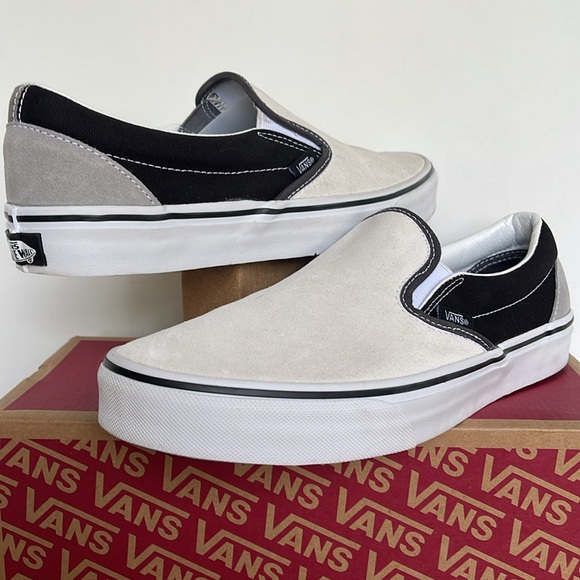 Vans WMNS Classic Slip-On (Mix & Match) Black/True
VN0A4U382PD
Sneakers - Picture 8 of 16